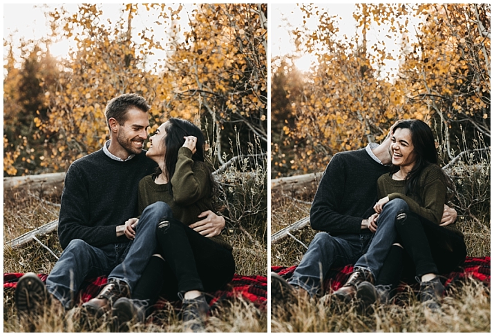 cozy engagement photos in the fall with hot chocolate