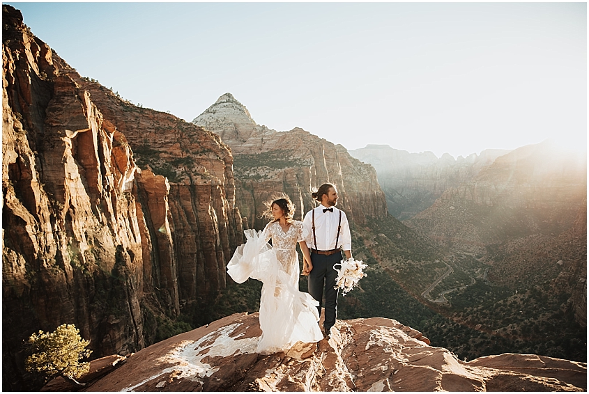 couple eloping at zion overlook